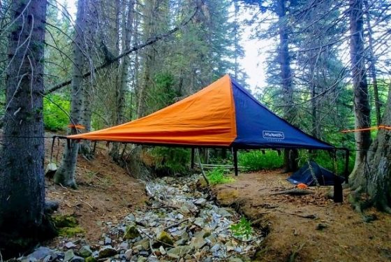 Подвесная палатка Bivymok выдержит груз весом до полтонны
